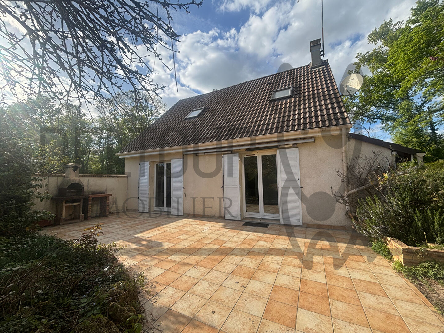 Maison 5 pièces 122 m² · à Saint-Augustin · 122 m² · 271 000 €