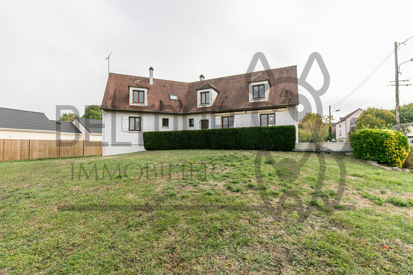 Maison 8 pièces 226 m² · à Coulommiers · 226 m² · 670 000 €
